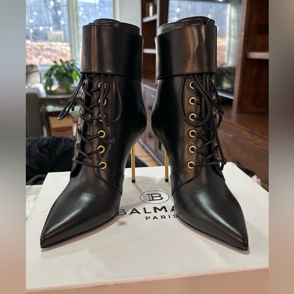 NIB Balmain Uria Leather Ankle Lace Zipper Buckle Boots Black Gold Heel 38 - Picture 13 of 16